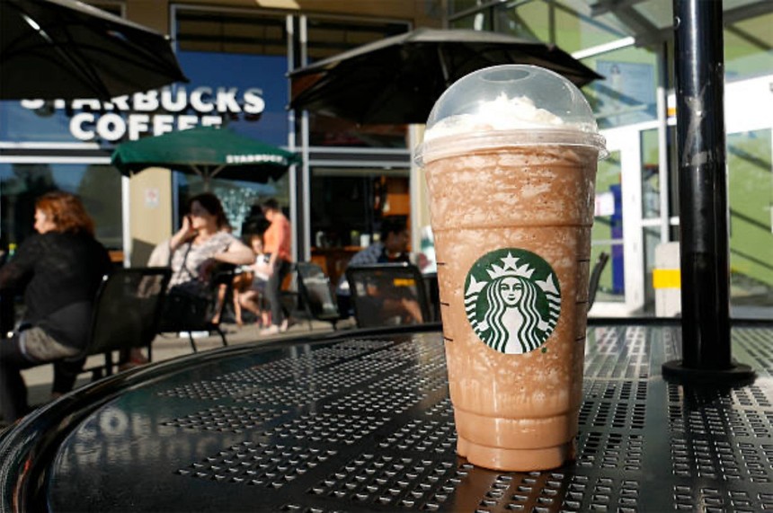 Boykot listesindeki Starbucks’ta küresel satışlar alarm veriyor! Beş çeyrek üst üste düşüş