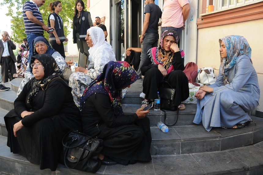Diyarbakır annelerinden sanatçılara destek çağrısı... - Resim : 4