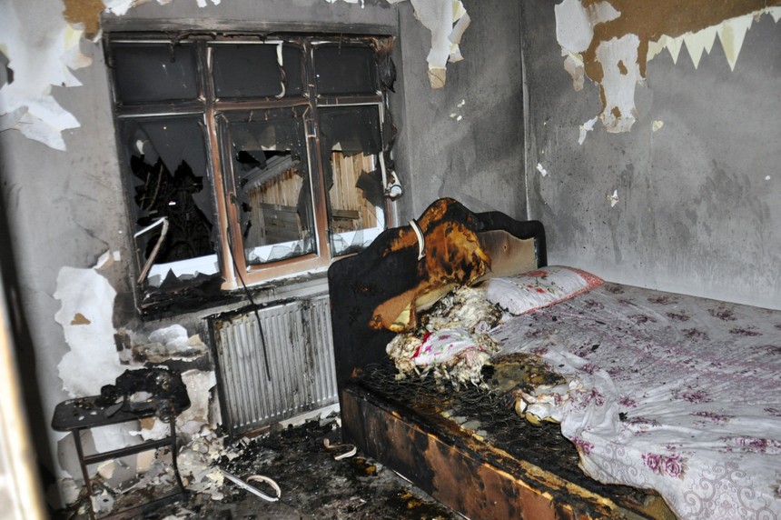 Karaman'da yine molotoflu saldırı; Özkal ailesinin yaşadığı 3'üncü ev yakıldı