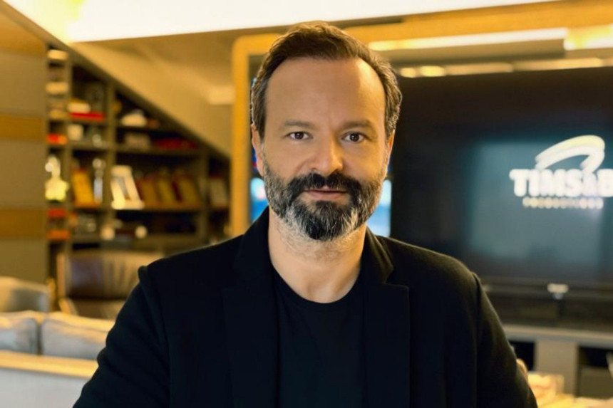 İş adamlarına uyuşturucu ve fuhuş operasyonu! İş insanı Mahmut Uğur Ziylan, Momo Restoran sahibi Hamdi Burak Beşer, Mehmet Tosmur ve yapımcı Timur Savcı gözaltında - Resim : 3