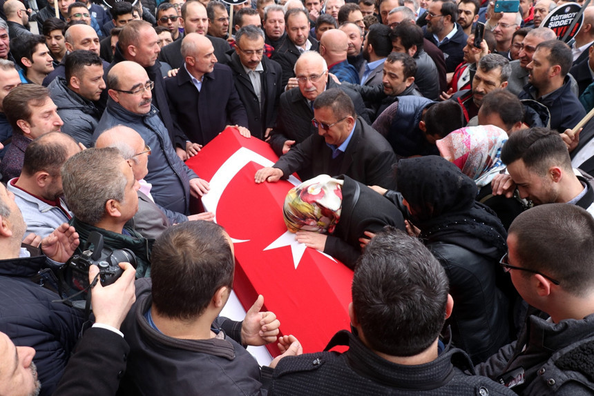 Gebze'de Necmeddin öğretmene son görev... - Resim : 3