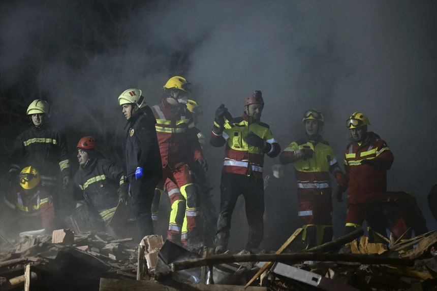 Konya'da çöken bina ile ilgili 6 şüpheli tutuklandı! - Resim : 3