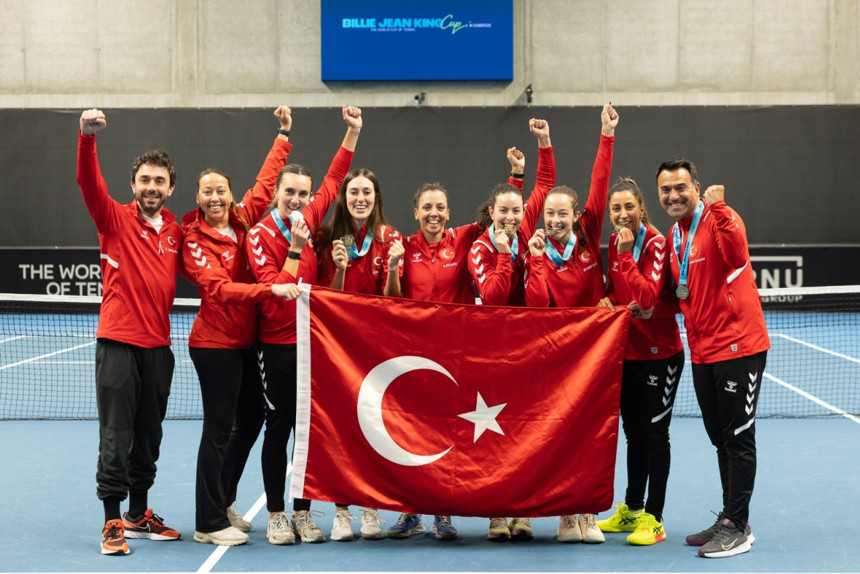 Kadın Tenis Milli Takımı'ndan Billie Jean King Cup’ta tarihi başarı