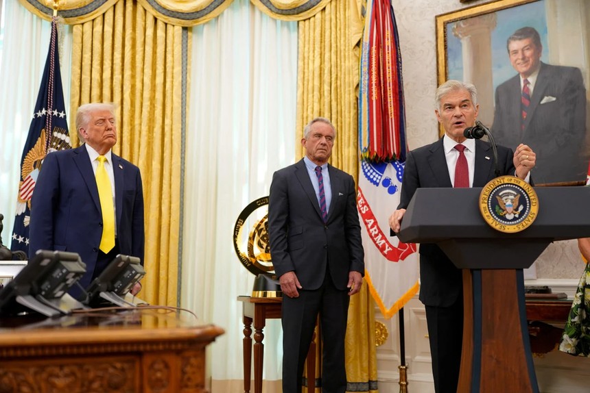 Amerikan sağlık sistemi bir Türk'e emanet: Yemin etti göreve başladı