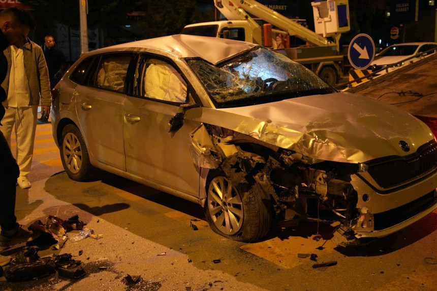 Edirne’de korkutan kaza! Takla atan otomobilin sürücüsü yaralandı