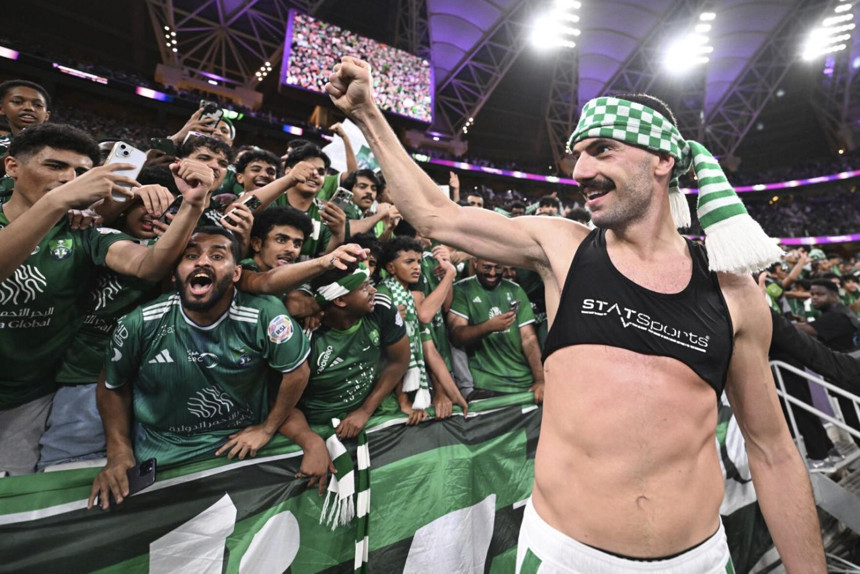 Merih Demiral tarihe geçti: Bu kupayı kazanan ilk Türk futbolcu oldu! - Resim : 2