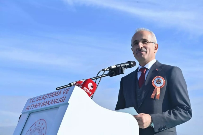 Asfaltta Türk marşı yankılanacak! Melodili yol Nallıhan’da hayata geçti