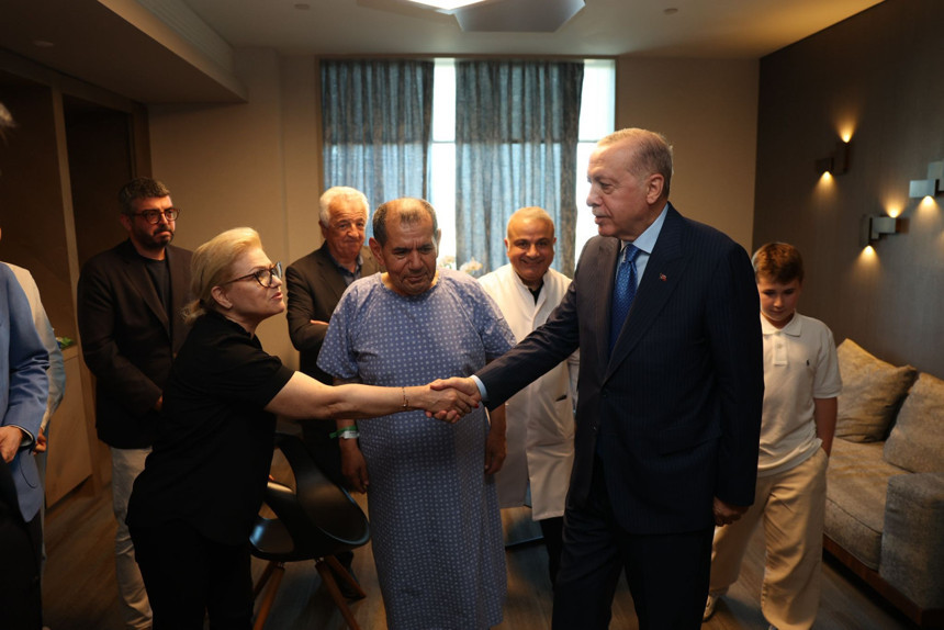 Cumhurbaşkanı Recep Tayyip Erdoğan, Galatasaray Başkanı Dursun Özbek'i ziyaret etti - Resim : 3