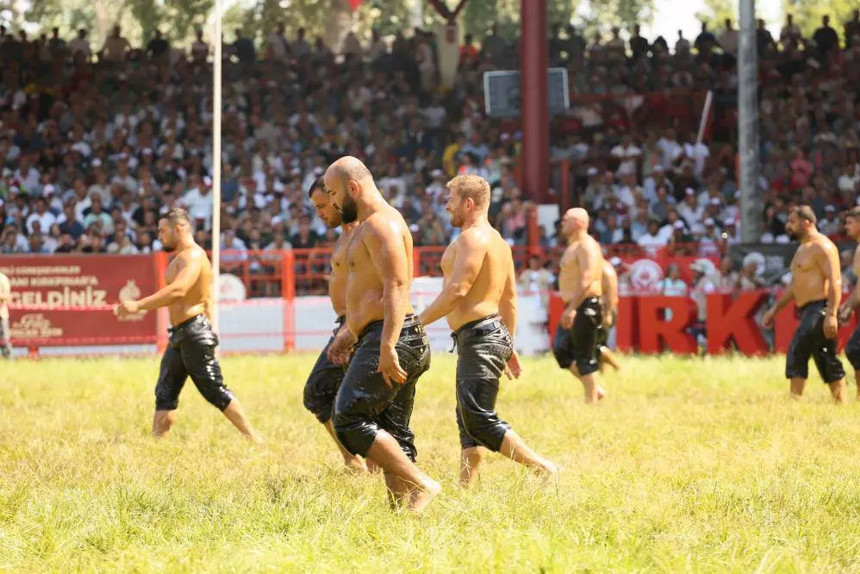 Tarihi Kırkpınar Yağlı Güreşleri’nde başpehlivan Orhan Okulu oldu - Resim : 5