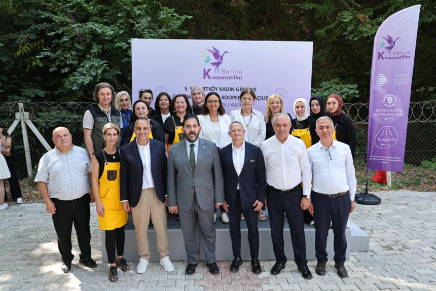 Beyaz yakalı hanımlar köylerinde kooperatif kurarak üretime başladı