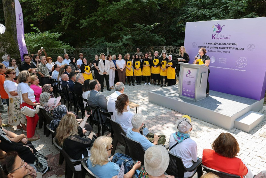 Beyaz yakalı hanımlar köylerinde kooperatif kurarak üretime başladı - Resim : 3