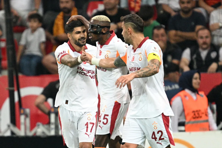 Eren Elmalı sahneye çıktı, Galatasaray Kayseri'de rahat kazandı (Kayserispor 0 - 4 Galatasaray | Maçın özeti) - Resim : 2