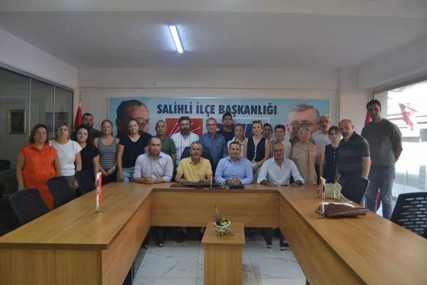 CHP'den kötü haberler peş peşe geliyor! Bir istifa daha... - Resim : 2