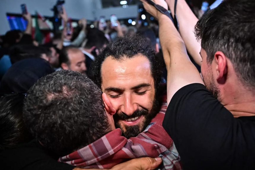 İsrail tarafından esir alınmışlardı! 14 Türk aktivist İstanbul'a geldi - Resim : 6