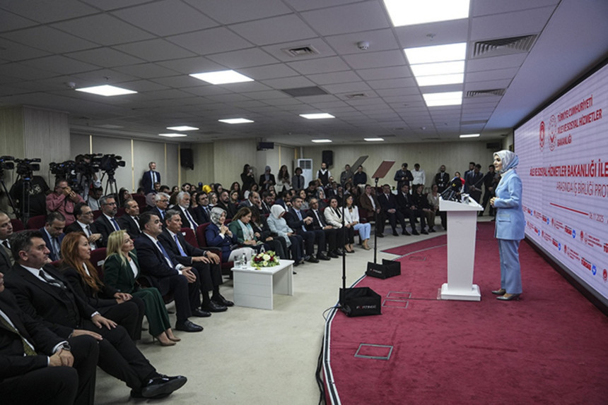 Turizmde kadın istihdamını artıracak proje! Aile ve Sosyal Hizmetler Bakanlığı ile TÜRSAB arasında işbirliği protokolü imzalandı - Resim : 3