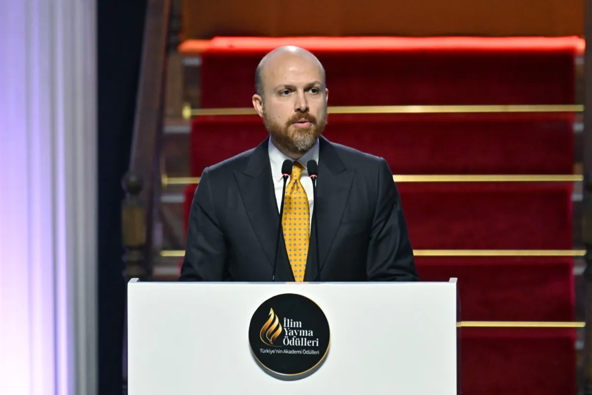 Dördüncüsü düzenlenen İlim Yayma Ödülleri sahiplerini buldu - Resim : 2
