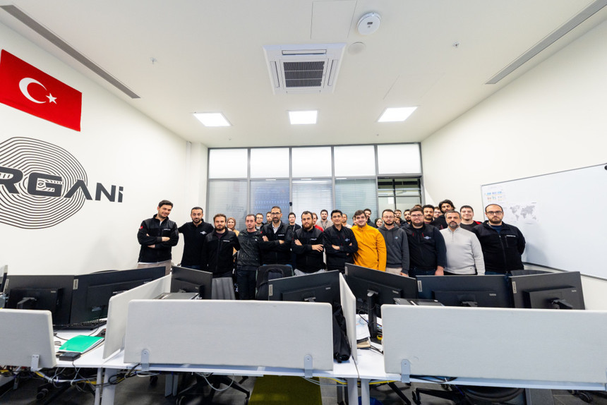 Fergani’den tarihi adım! Dünya tarihinde ilk kez hibrit yörünge motoru uzayda ateşlendi - Resim : 6