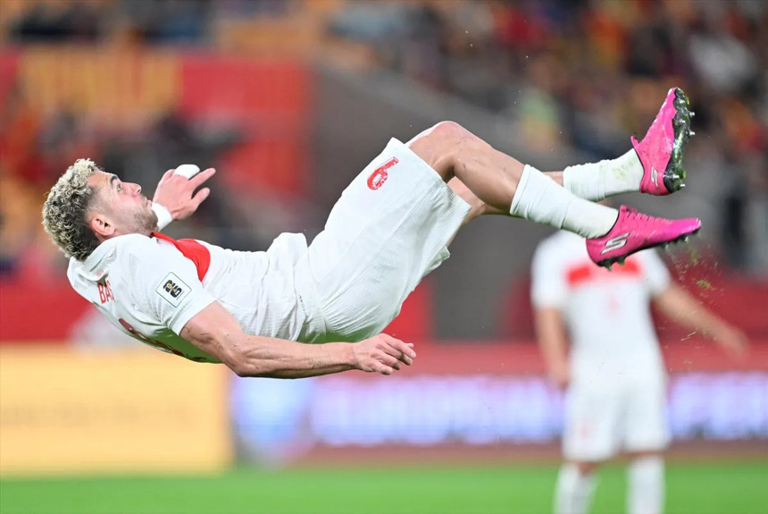 Barış Alper Yılmaz ağızları açık bıraktı! İspanya'ya nefis röveşata!