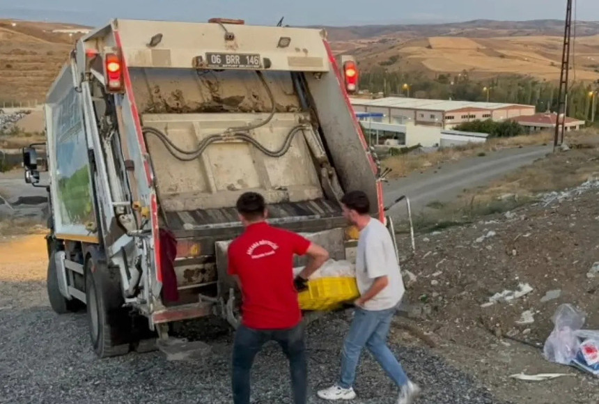 Ankara’da 3 işletmeye operasyon: 11 bin kilo kaçak ürün ele geçirildi - Resim : 2