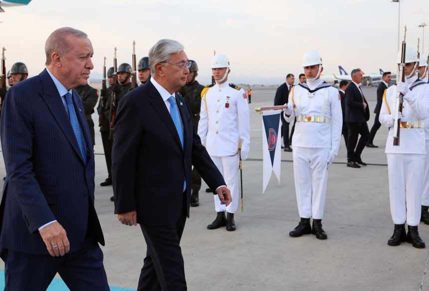 Kazakistan Cumhurbaşkanı Tokayev'e Türkiye Cumhuriyeti Devlet Nişanı verildi