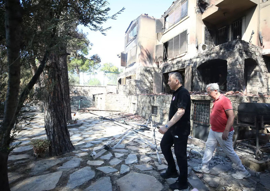 İçişleri Bakanı Ali Yerlikaya'dan sevindiren haber: Çanakkale yangınları kontrol altında!