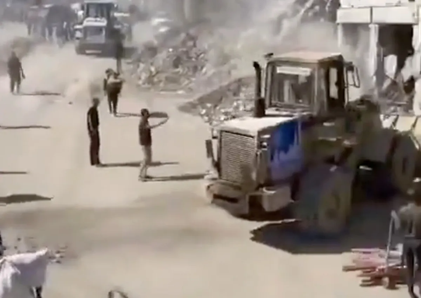 Gazze'de ateşkes sonrası enkazlar temizlenmeye başlandı - Resim : 4