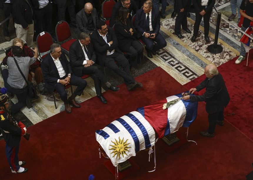 Uruguay'da Jose "Pepe" Mujica için 3 günlük yas... Eski devlet başkanının vasiyeti yerine getirildi