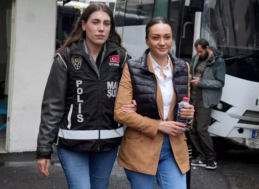 Ekrem İmamoğlu'nun telefonu onun evinden çıktı: 'Şoka girdim' dedi! - Resim : 2