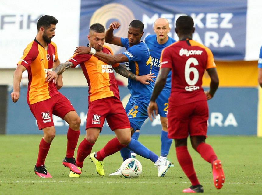 Galibiyet hasreti 8 maça çıktı