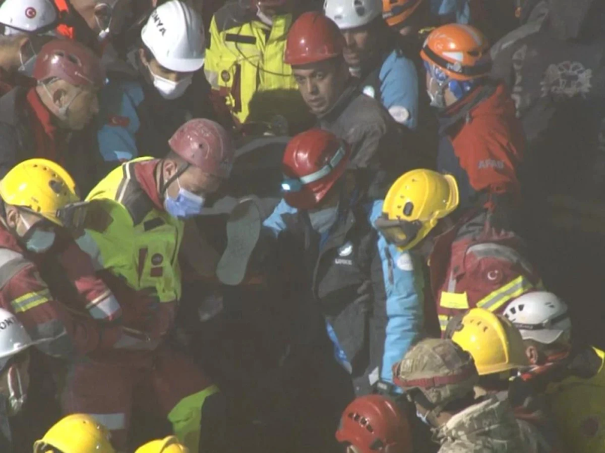 Konya'da çöken bina ile ilgili 6 şüpheli tutuklandı! - Resim : 4