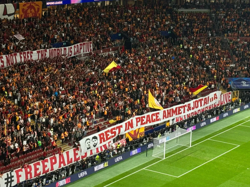 Galatasaray taraftarı, Diogo Jota ve Ahmet Çalık'ı unutmadı - Resim : 3