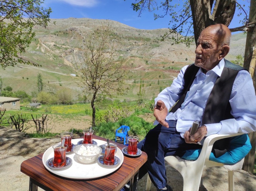İlk aşkı ağanın kızıydı, onu alamayan Mehmet Reşit dede, 3 evlilik yapıp 28 çocuğundan 250 torun sahibi oldu ama hala unutamadı - Resim : 2
