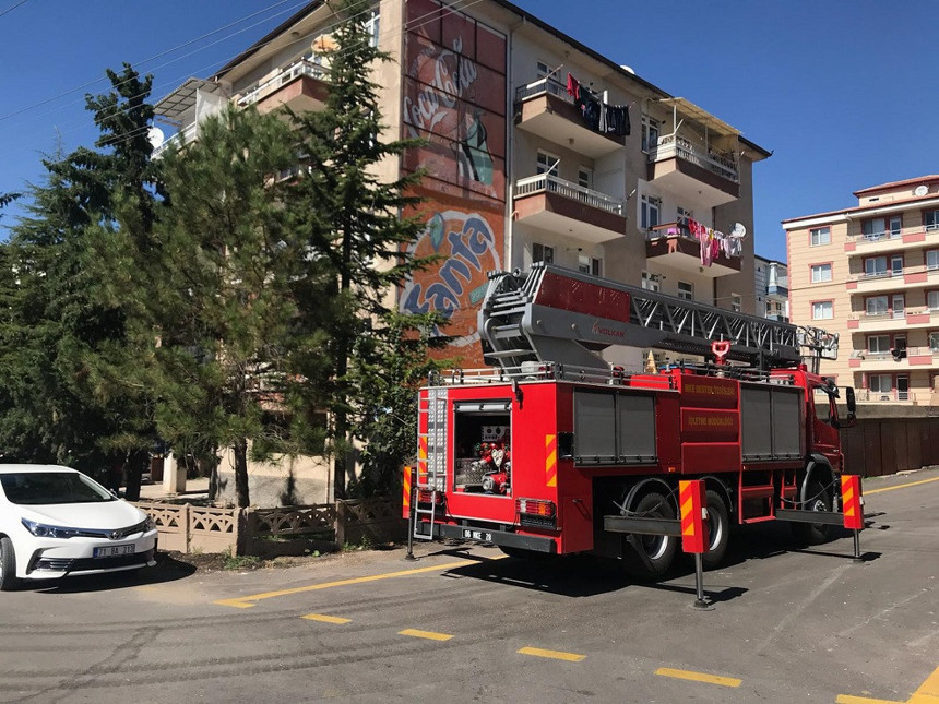 Hırsız ev sahibini rehin aldı! - Resim : 2