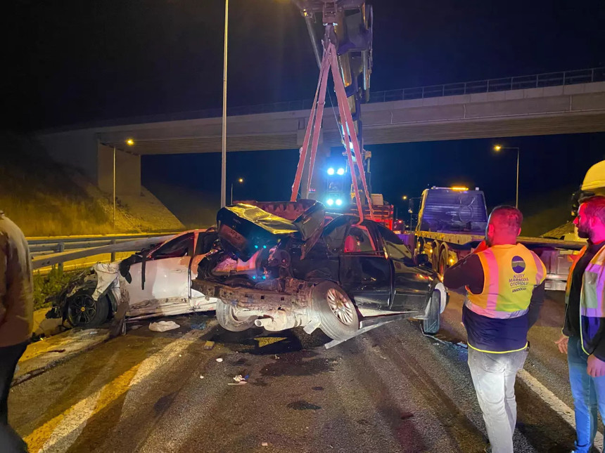 Kuzey Marmara Otoyolu'nda feci kaza: 4'ü çocuk 12 yaralı! - Resim : 2