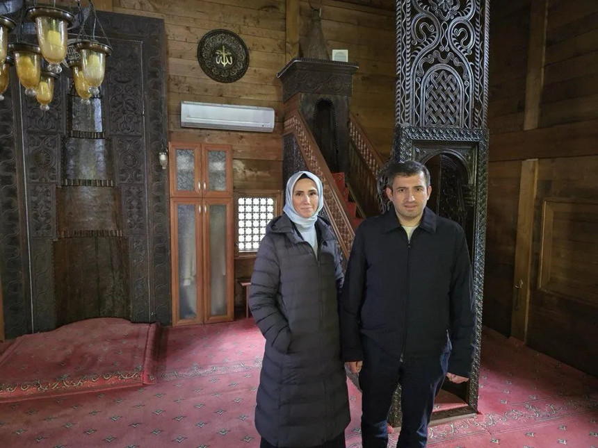 Selçuk Bayraktar Trabzon Sürmene'deki ata toprağında - Resim : 3