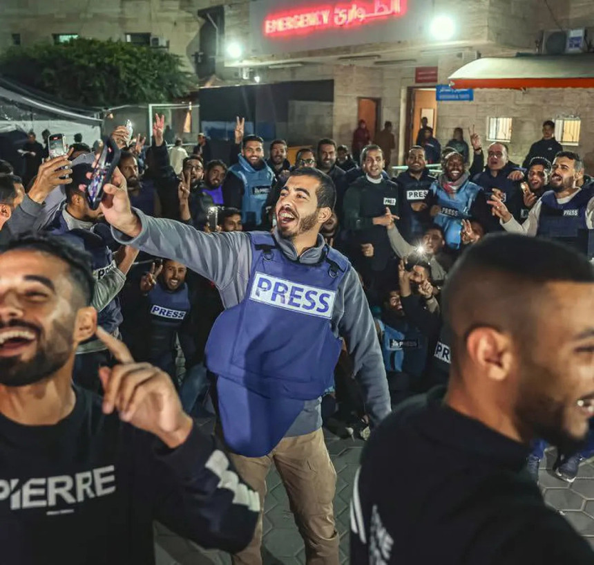 İsrail destekli çeteler Gazze'de gazeteci Salih el-Caferavi'yi şehit etti