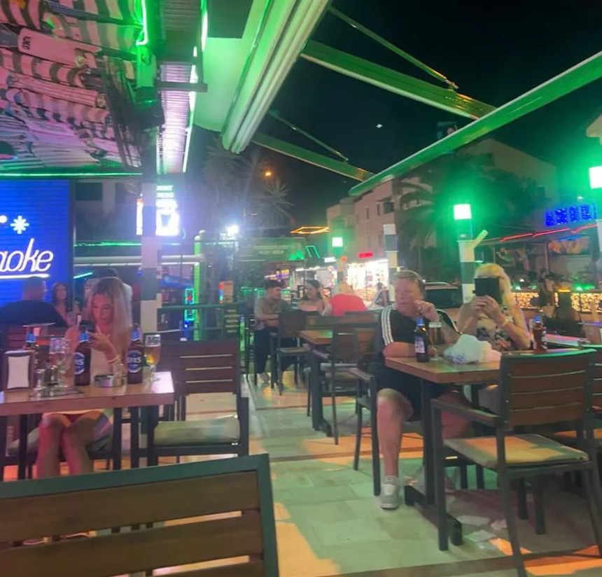 Turizm merkezlerindeki önlemler İngilizlerin tepkisine neden oldu! - Resim : 5