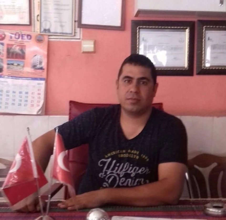 Adana'da iki motosikletin çarpıştığı ölümlü kaza kamerada! 5 yaşındaki çocuk şans eseri hayatta - Resim : 2