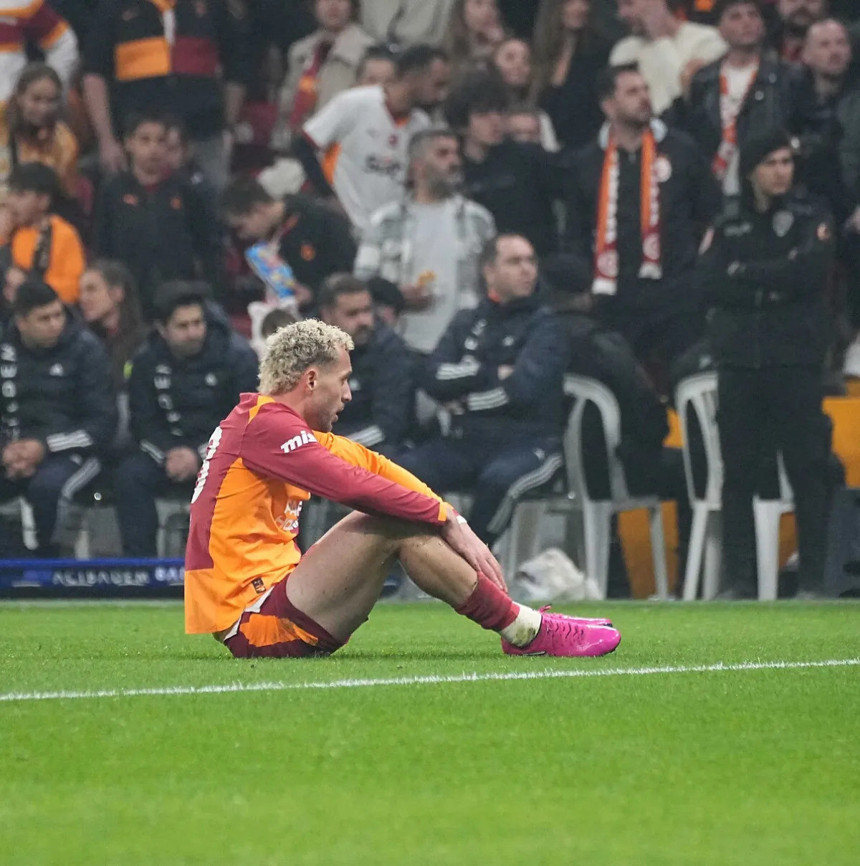 Barış Alper Yılmaz neye uğradığını şaşırdı! Stadyumda yine ıslık sesleri! - Resim : 2