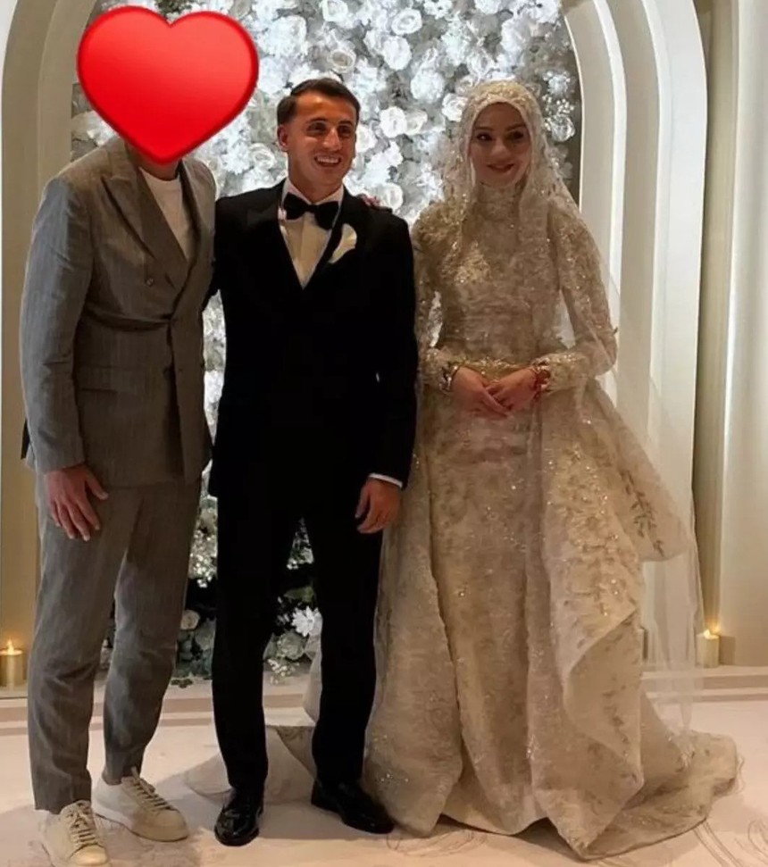 Kerem Aktürkoğlu, Ceren Azak ile dünya evine girdi