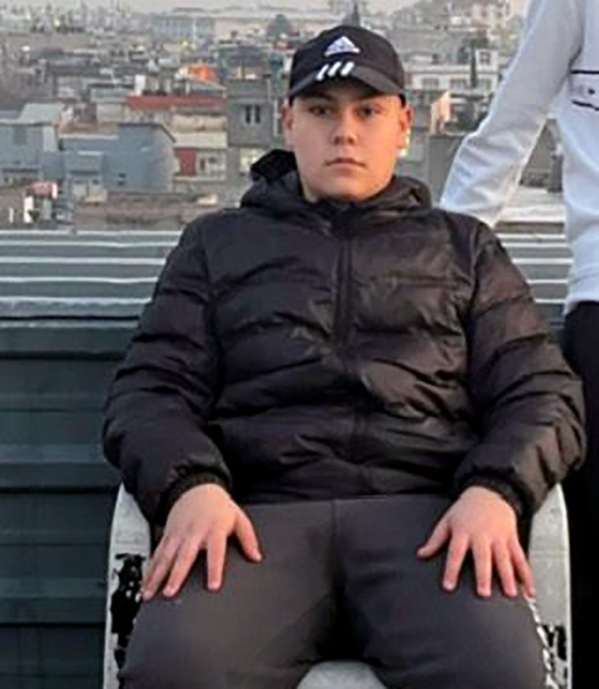 Adana'da korkunç olay! Sosyal medya için silahla video çeken çocuk arkadaşını öldürdü