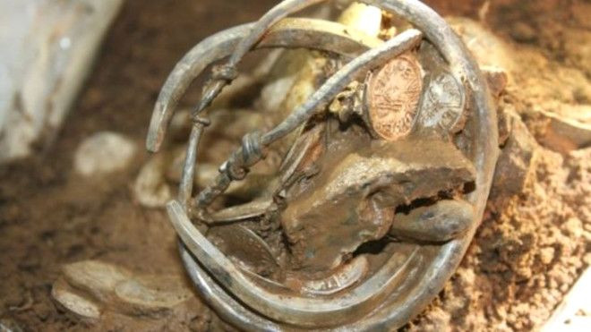 Değersiz sanıp önemsemediler ama... - Sayfa 13