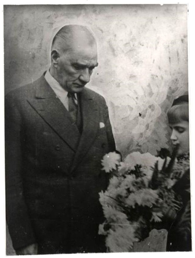 İşte Ulu Önder Atatürk'ün çocuk sevgisi! - Sayfa 11
