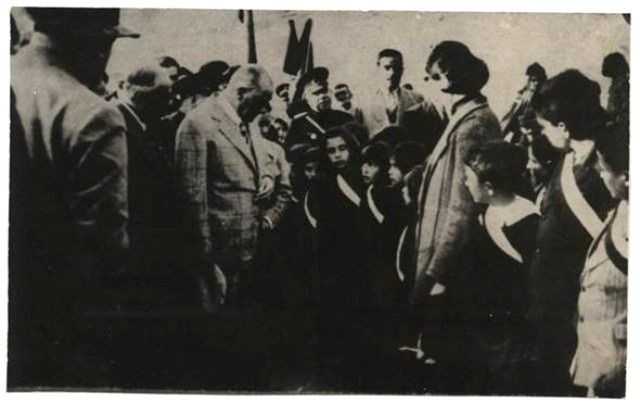 İşte Ulu Önder Atatürk'ün çocuk sevgisi! - Sayfa 14