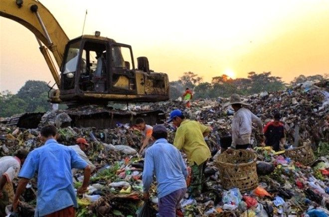 Ekmek parası için her gün bunu yapıyor! - Sayfa 18
