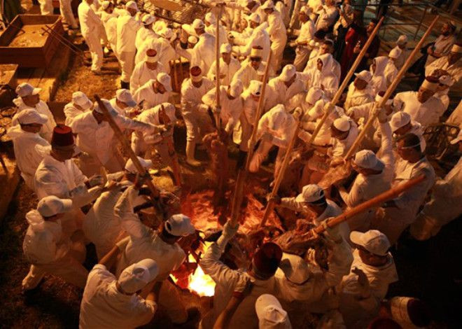 Kurbanlarını kuyuda böyle pişirdiler... - Sayfa 12