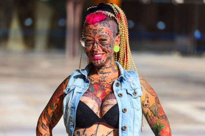 Dövmeleriyle rekor kırmıştı! Son kararı şaşırttı - Sayfa 14