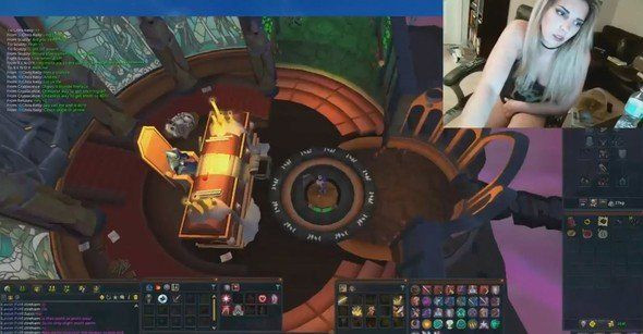 Canlı yayında soyunmaya başladı! Twitch'i salladı - Sayfa 9