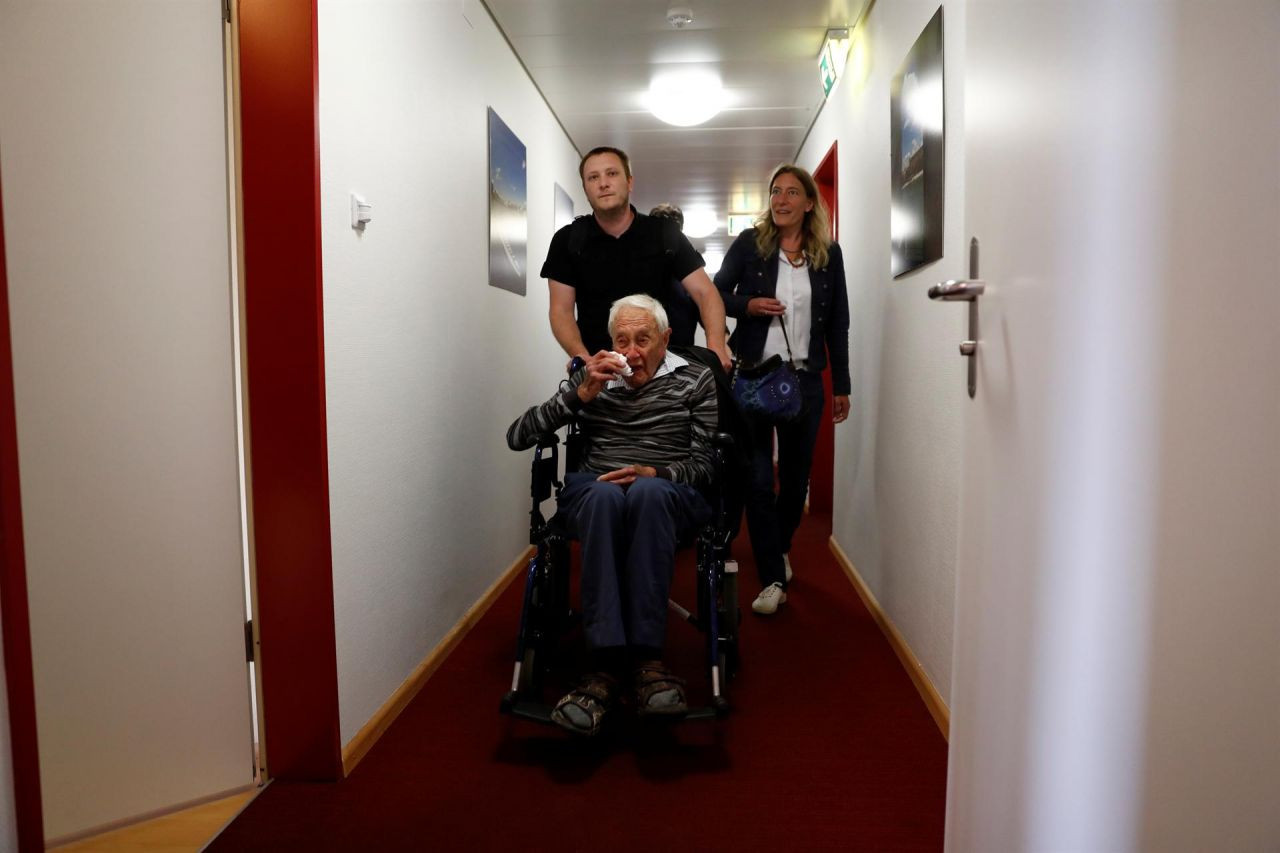 Ünlü bilim adamı ötenazi ile yaşamına son verdi! - Sayfa 10