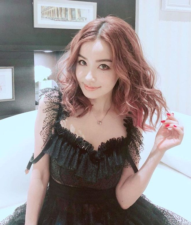 Japon modelin yaşını öğrenen donup kalıyor! - Sayfa 17